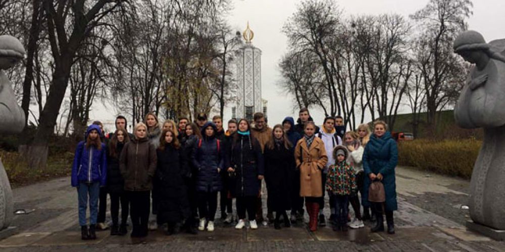 Екскурсія Меморіалом пам’яті жертв Голодомору